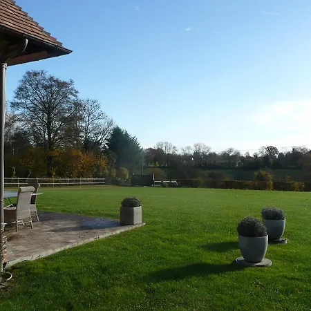Bed & Breakfast Manoir Du Pre Joly *